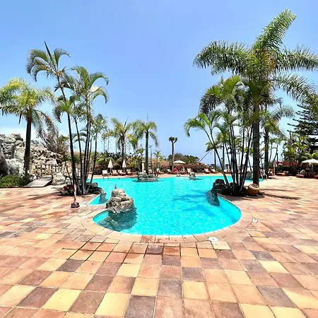 Amazing Views To The Sea With Pool Apartment *