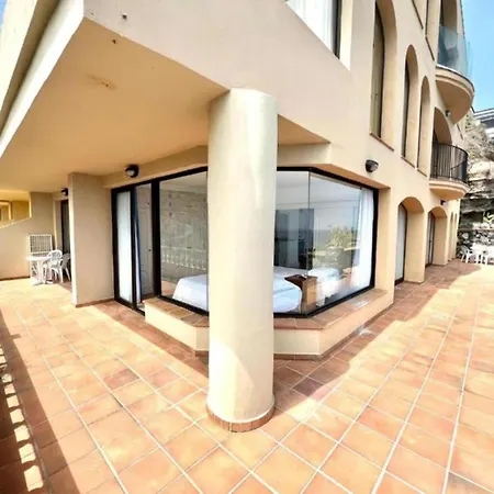 Amazing Views To The Sea With Pool