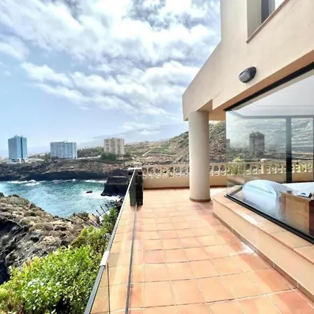 Amazing Views To The Sea With Pool Apartment *